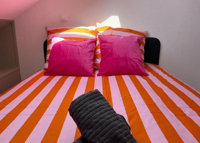 Brouettes 2 - 3 Personnes - - Stationnement Gratuit - Idéal Déplacement Professionnel Appartement